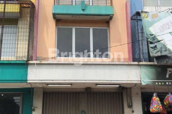 Ruko 3 Lantai di Harapan Indah Bekasi