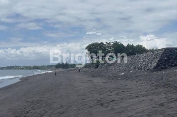 LAHAN BEACHFRONT DI KAWASAN BERKEMBANG PANTAI SIYUT, GIANYAR - BALI