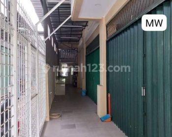 Ruko Posisi Hook di Taman Palem Lestari, Hadap Barat, Lokasi Strategis, Bangunan