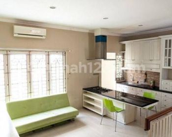 Disewakan rumah cantik di Citra Gran Cibubur