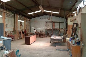 Gudang di Dakota Sukaraja kecamatan Cicendo kota Bandung Jawa Barat