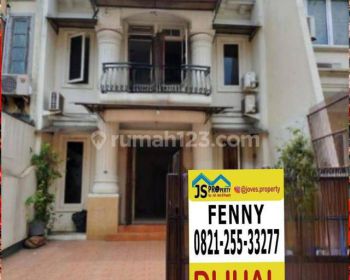 Rumah 2¼ Lantai di Citra Garden 2 Ext , Model Mediterania