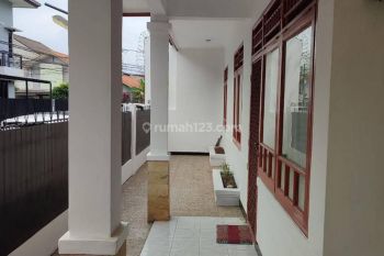 Rumah nyaman dekat Borma Dakota di jln. gunung batu