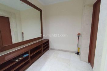 For Rent Apartement Senayan Residence 1br