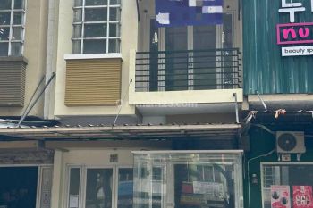 Ruko 2 Lantai Hadap Utara di Cibubur Country