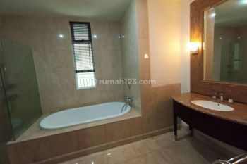 Apartemen Pakubuwono View, 2BR sangat bgs 4.5M by Brigitta