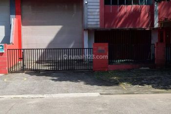 Gudang 2 lantai siap pakai di taman tekno bsd serpong