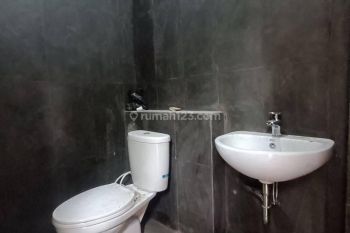 Ready Unit Ruko Baru dalam komplek pertokoan di Prime Renon