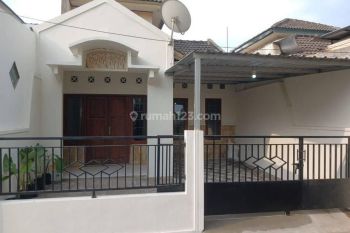 Rumah dalam Perum Mayapada Purwomartani