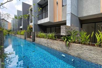 TOWN HOUSE BANGKA KEMANG JAKARTA SELATAN Harga  5.5 M