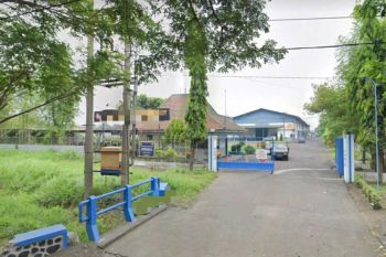 Ex-pabrik Nol Jalan Raya Beji Pasuruan Hadap Selatan