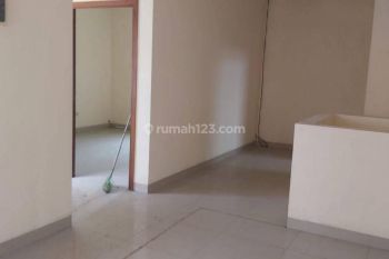 Gudang 1,5 lantai di tanjung pura kalideres