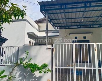 DI SEWAKAN RUMAH BERSIH DAN MINIMALIS MODERN NUSA DUA BALI