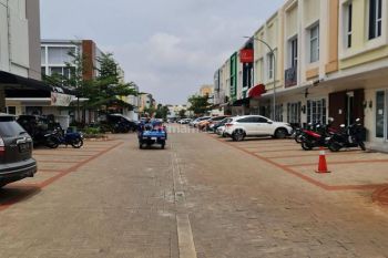 Disewa ruko pisa grande 2 Gading serpong