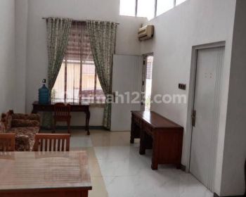 Dikontrakan rumah Bukit Wahid dk RS. Karyadi Semarang