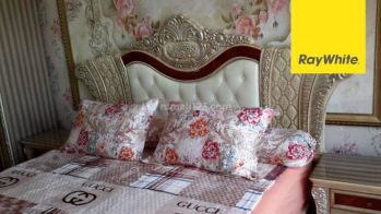 Apartemen mewah the peak diatas mall tunjungan plasa