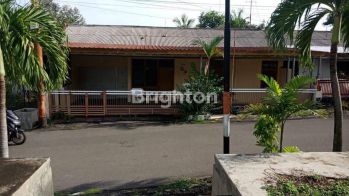 RUMAH DI NGESREP TEMBALANG KAN ADA CARPOT