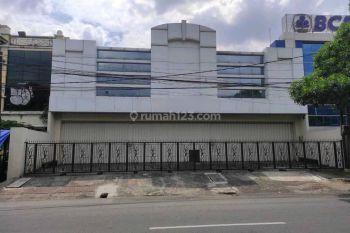 Ruang Usaha Pucang Anom Surabaya
