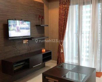 Apartemen Hampton Park 2 Kamar Tidur Furnished Baru