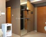 thumbnail-apartemen-hampton-park-2-kamar-tidur-furnished-baru-7