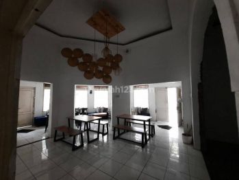 Dijual Rumah dan Tempat Usaha di Sayap Riau