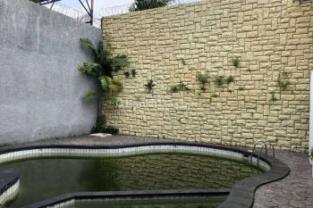 DISEWAKAN RUMAH ADA KOLAM RENANG PONDOK INDAH MURAH
