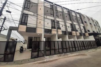 Rumah Baru Siap Huni Strategis Di Kepa Duri Mas Taman Ratu(TR138)
