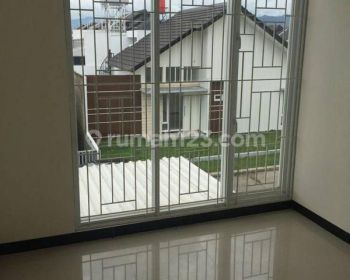 Rumah Disewa Minimalis 2 Lantai Ditaman Kopo Indah 5