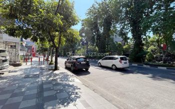 Termurah Gedung 3 Lt Raya Mayjend Sungkono Komersial