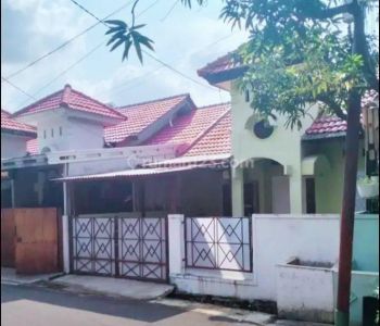 Disewakan siap huni 33 jt sbrang Mall GGP Bekasi Selatan