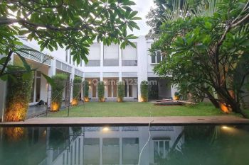 FOR RENT LUXURIOUS HOUSE PROXIMITY To MRT STATION @CIPETE