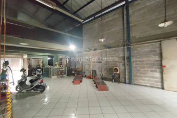 Dijual Gedung untuk Ruang Usaha & Kantor di Kopo Bandung