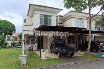 Rent Rumah: Foresta Naturalle