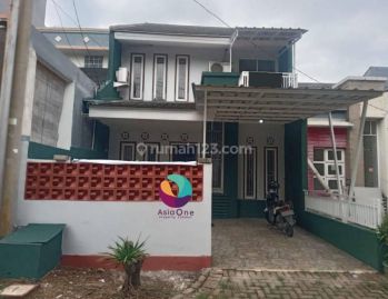 Rumah minimalis 2 lantai siap huni di cibubur country