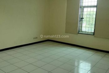 Ruko di Elang laut pantai indah kapuk jakarta