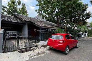 Rumah Murah Tanah Luas Bebas Banjir di Jatibening