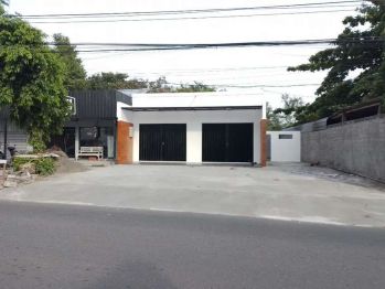Disewakan ruko 2 pintu jl raya stadion maguwoharjo cocok minimarket