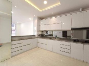 Dijual cepat rumah Minimalis di Gading Kirana Kelapa Gading