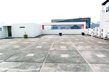 Disewakan Cepat Properti Komersial Cocok Untuk Showroom,gym,resto,cafe,dan