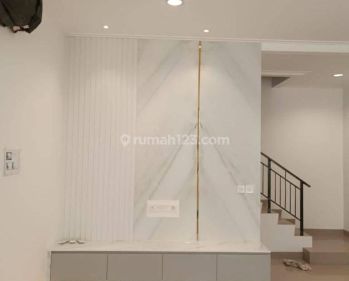 Sewa Rumah 2 Lantai Pik 2 Uk 8x12,5m Furnish