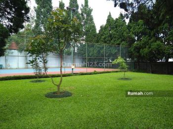 Rumah mewah sangat luas di Padasaluyu sayap Setiabudi Bandung Utara
