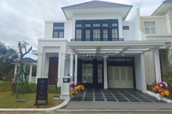 Rumah Mewah Di Summarecon Mutiara Makassar Dekat Bandara