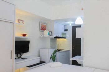 Apartemen Studio Keren Amazana Bersih Kinclong Siap Huni
