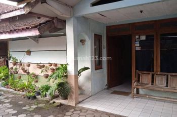 Rumah Tinggal 7 Kamar Lokasi Dekat Terminal Giwangan