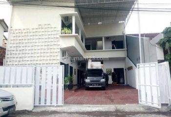 Kost Eksklusif selatan kampus Ykpn