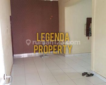 DIJUAL RUMAH DIKAWASAN KOMPAS RUMAH DUA JADI SATU RUMAH RAPIH SIAP HUNI Bagus