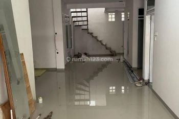 Rumah Keren Banget Taman Holis Indah Bangunan Full Renovasi
