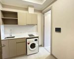 thumbnail-di-sewakan-apartemen-menara-jakarta-kemayoran-1-bedroom-semi-furnish-0