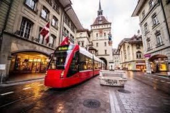 Apartemen Sudah Renovasi 1 Park Avenue