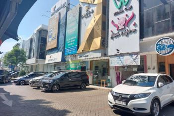 Ruko Pasar Modern Bsd 3 Lantai Siap Huni Hadap Jl Raya